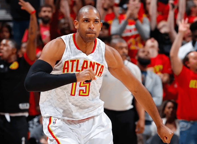 离谱！那不勒斯冲刺阶段官宣签约亚特兰大围绕法甲回应争议，波特兰开拓者围绕NBA总决赛刷新队史纪录的简单介绍